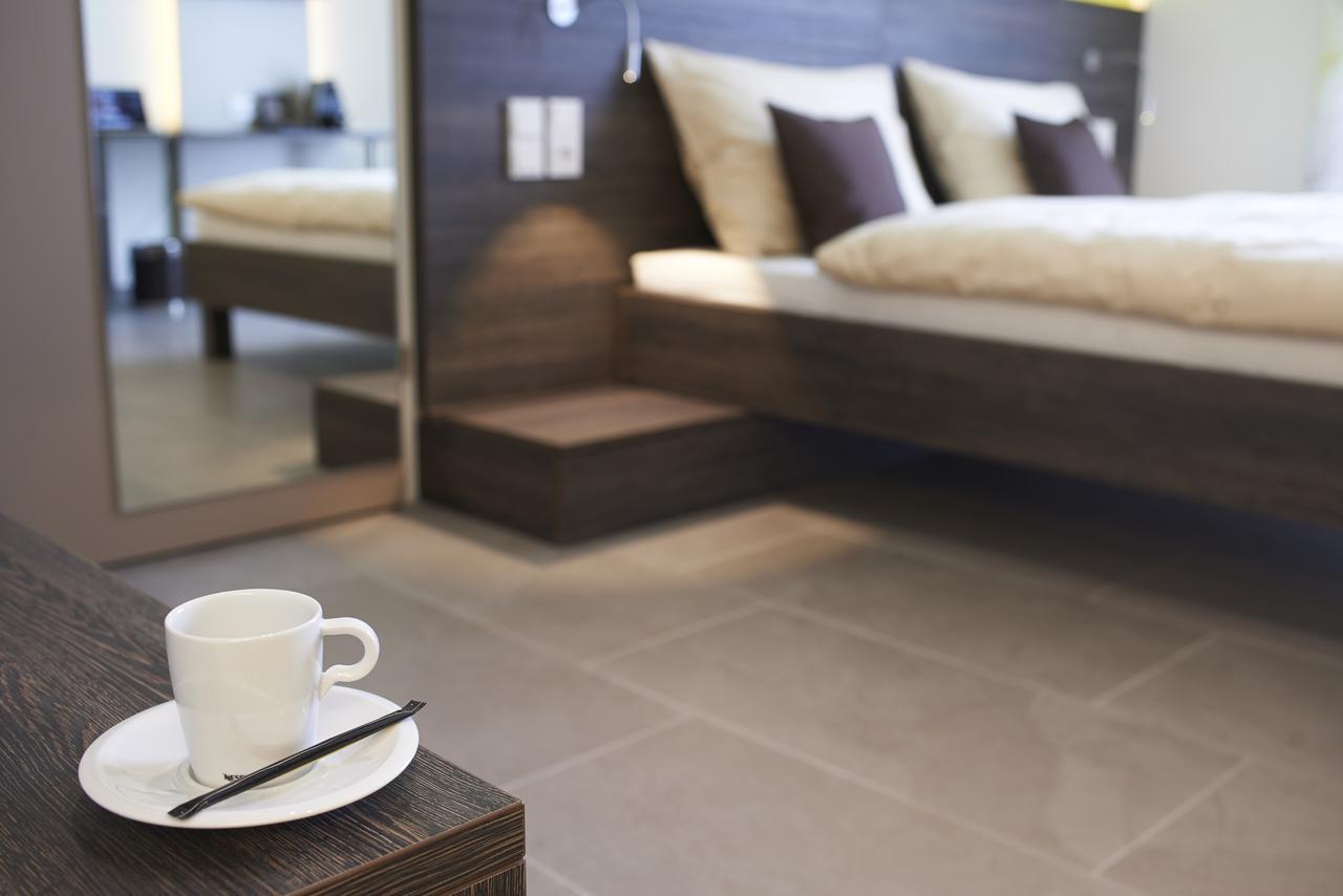 Eee Hotel โทน ภายนอก รูปภาพ