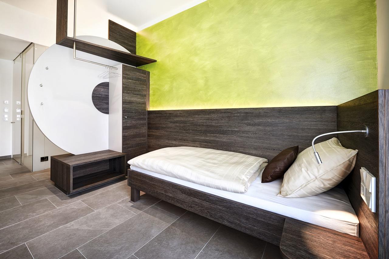 Eee Hotel โทน ภายนอก รูปภาพ