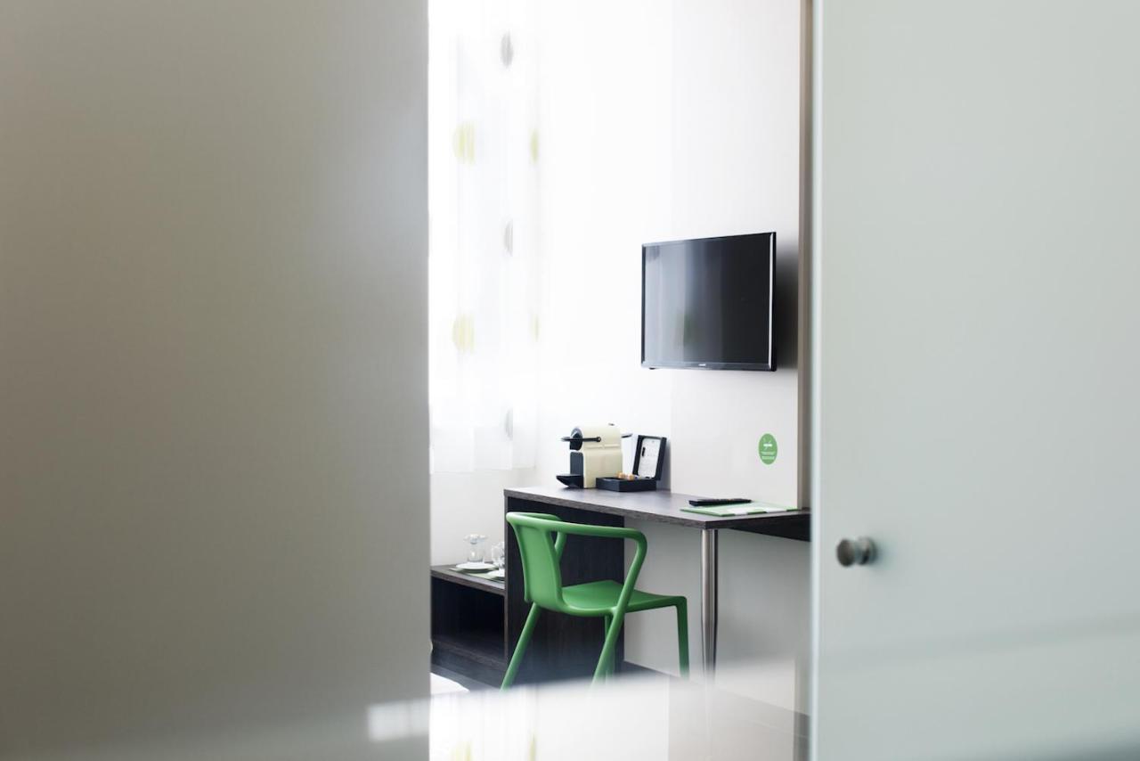 Eee Hotel โทน ภายนอก รูปภาพ