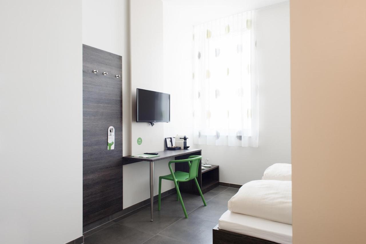 Eee Hotel โทน ภายนอก รูปภาพ