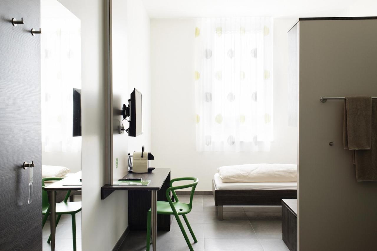 Eee Hotel โทน ภายนอก รูปภาพ